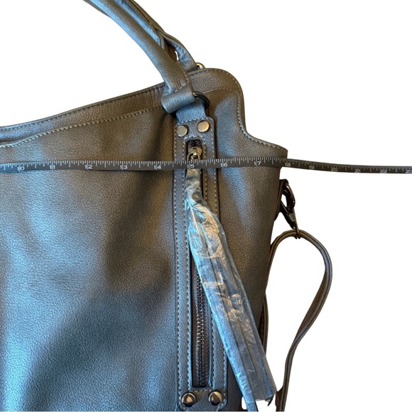 NWT Realer Concealed Carry Tote Shoulder Bag – Gray – 18” x 15” - Picture 4 of 7